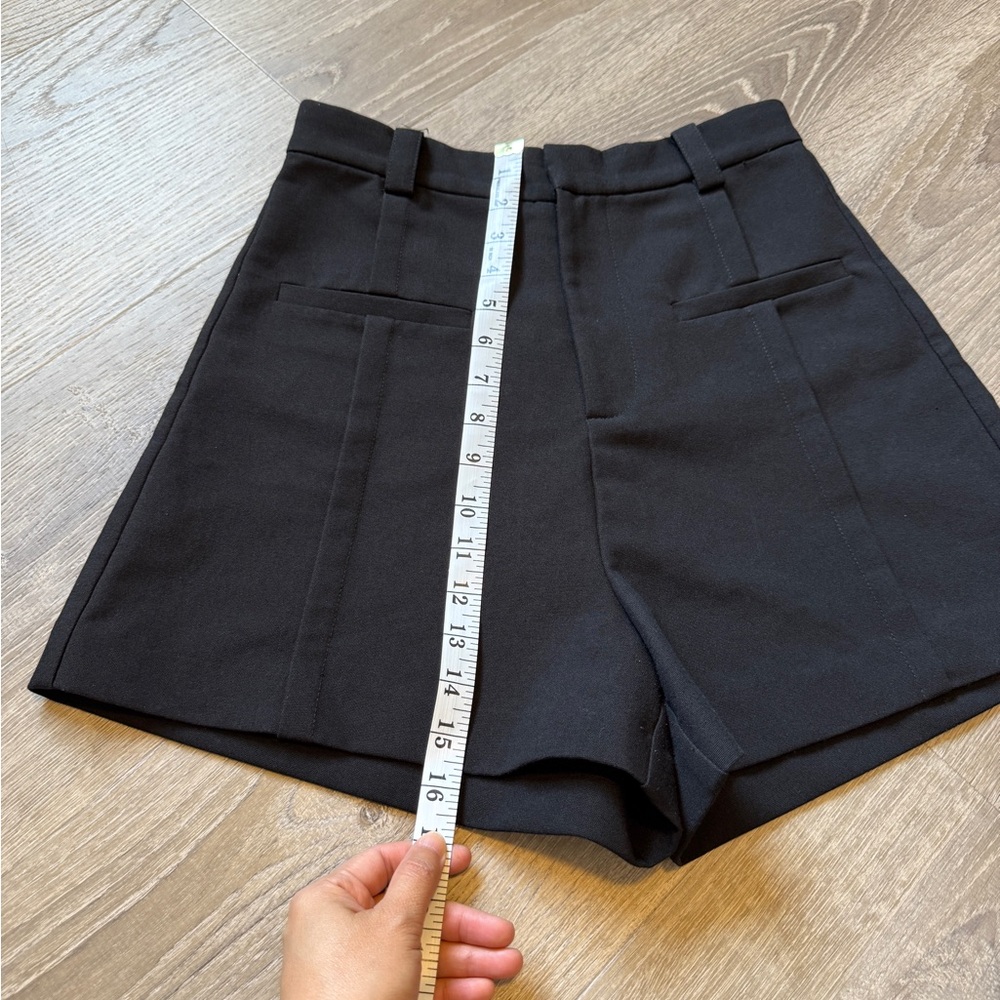 OSMOSE~High Waist Classic Black Women's Shorts~ Size M ( run small ) - Picture 6 of 10